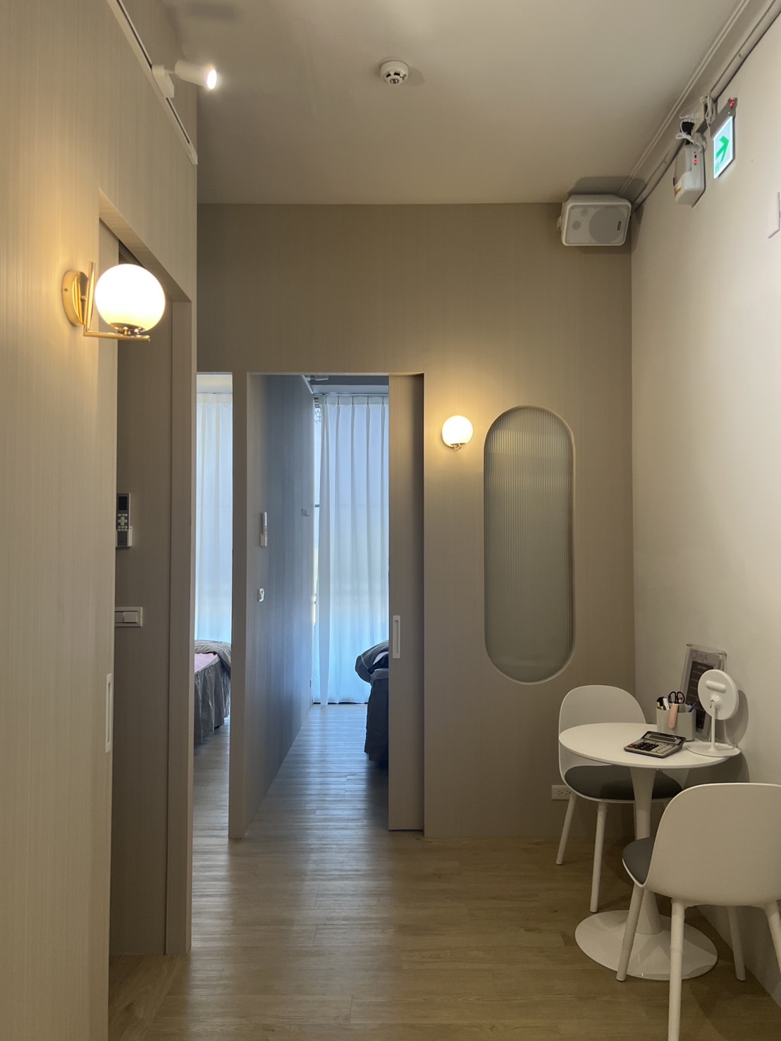 Glynis身體護理區 - 專業SPA按摩床與精油產品展現